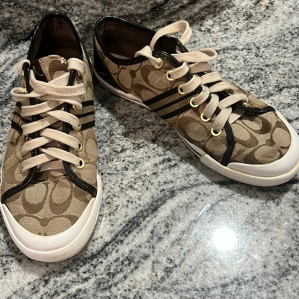 COACH SNEAKERS EUC SZ 7.5 tan and brown - Picture 2 of 8